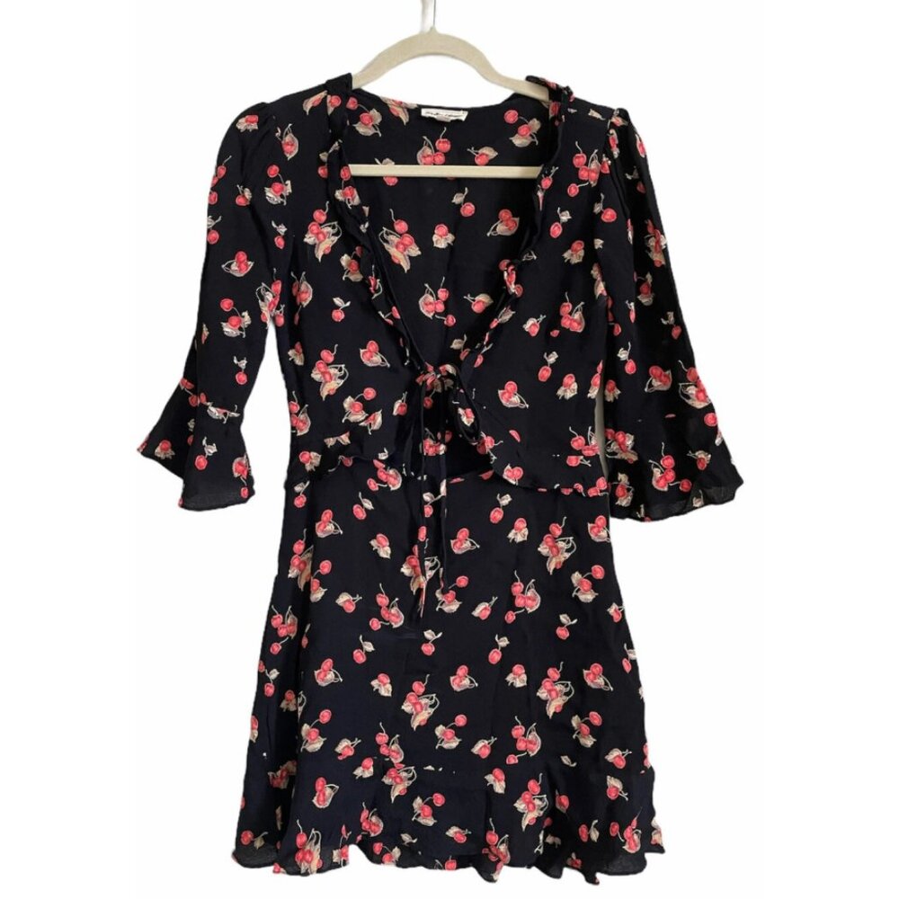 Black cherry short skirt, from the Love and Lemon series